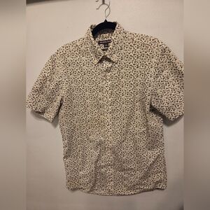 Michael Kors Mens White and Black Dress Shirt with Stylish Floral Pattern EUC M